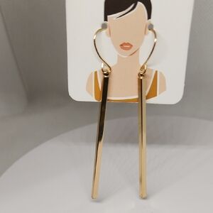 Elegant Gold Drop Earrings